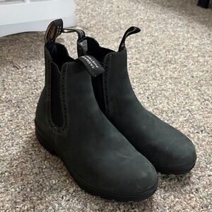Women’s Blundstone’s- Great Condition